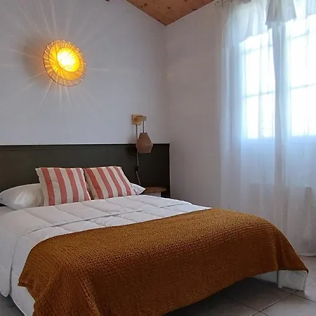 Maison Cosy Renovee 2024, 4 Pers, A 500m De L'ocean Et 1 Km De La Plage, Jardin Clos, Parking, Garage Velos - Fr-1-778-29